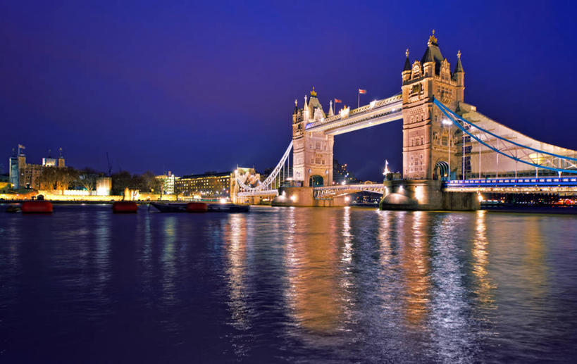 无人,横图,室外,夜晚,建筑,英国,反射,桥,首都,联系,泰晤士河,摄影,照亮,英国文化,塔桥,彩图,旅行