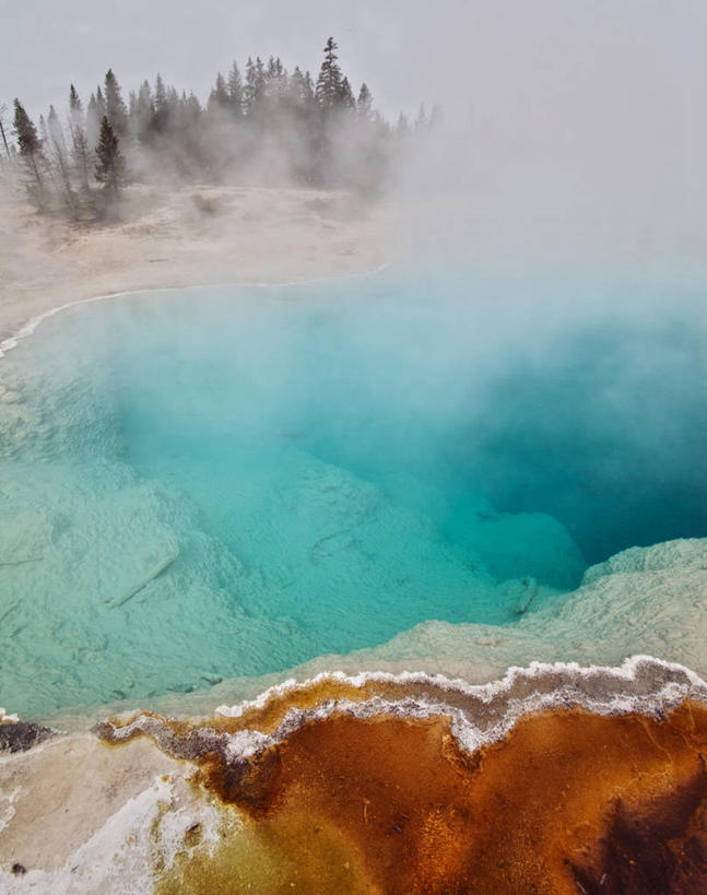 无人,公园,竖图,俯视,室外,白天,湖,美景,温泉,美国,蒸汽,景观,热,树,风景,自然,景色,摄影,宁静,北美,北美洲,国家公园,自然风光,美洲,黄石国家公园,怀俄明州,怀俄明,黄石公园,北亚美利加洲,亚美利加洲,平等之州,自然地理,彩图,高角度拍摄,美利坚合众国,中间歇泉盆地