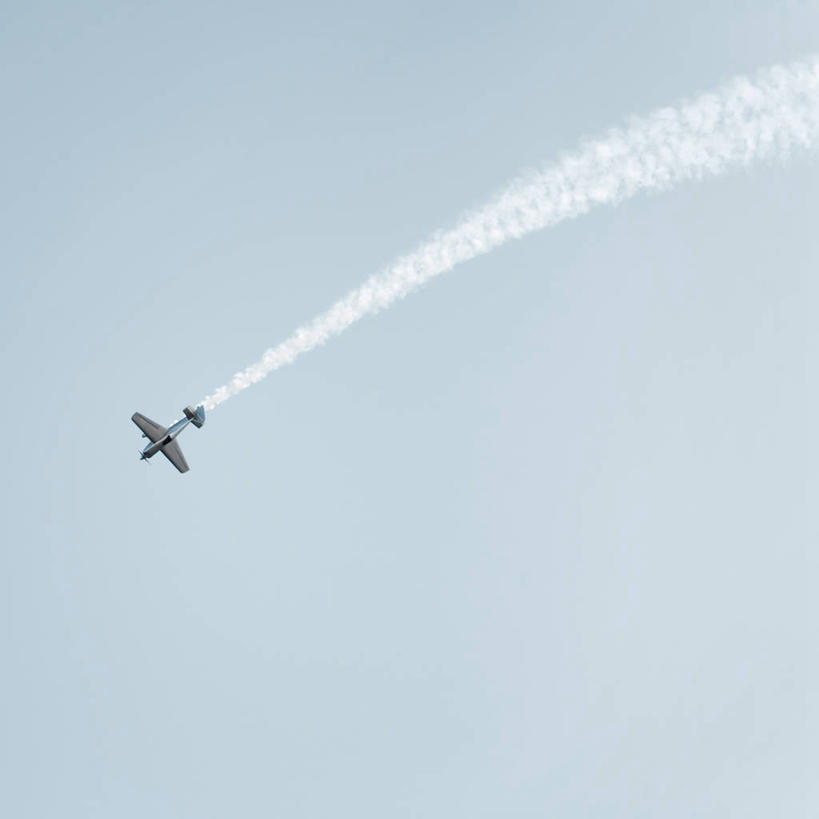 无人,方图,室外,白天,留白,风险,飞机,西班牙,巴塞罗那,弯曲,极限运动,一个,天空,摄影,单个,颠倒,彩图