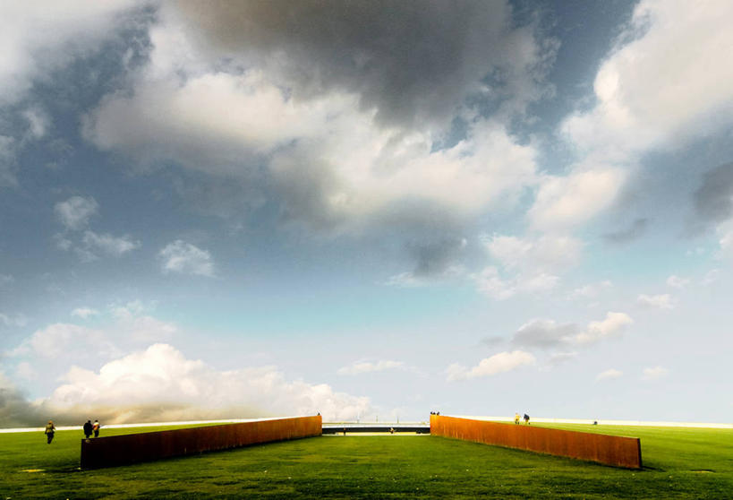 横图,室外,白天,草坪,日光,德国,墙,地平线,云,辽阔,地面,首都,柏林,天空,广阔,摄影,一望无际,延伸,天地相交,无边无际,一马平川,彩图