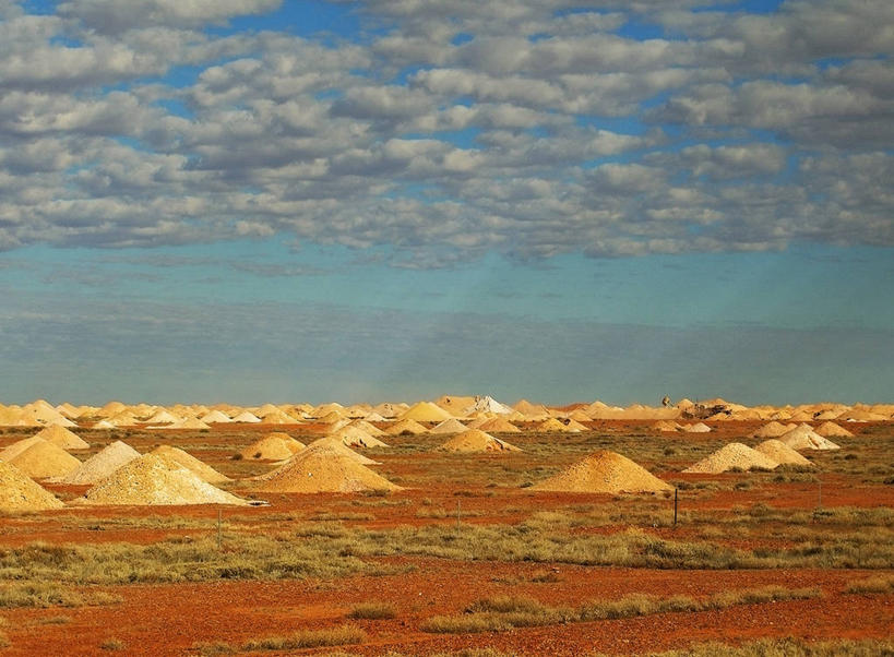 无人,横图,室外,白天,采矿业,澳大利亚,地平线,地形,辽阔,地面,风景,广阔,财富,摄影,堆,宁静,一望无际,延伸,积雨云,蛋白石,天地相交,无边无际,一马平川,地雷,彩图