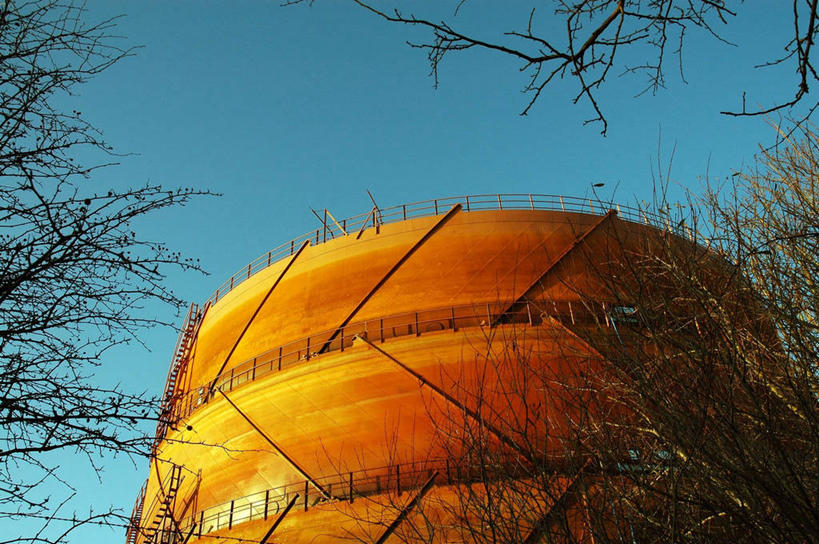 无人,横图,室外,白天,建筑,英国,生锈,塔,橙色,储油罐,工业,摄影,腐蚀,侵蚀,万里无云,腐化,锈迹斑斑,煤气厂,彩图