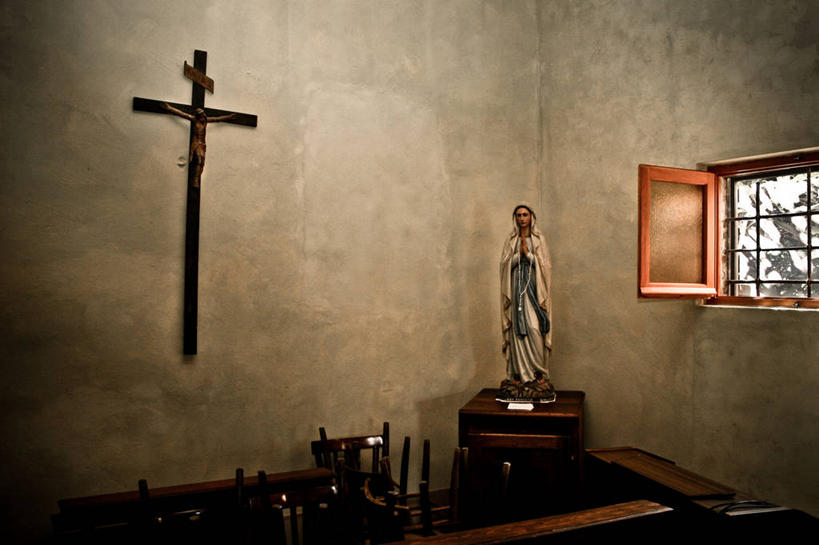 无人,横图,室内,白天,窗户,意大利,吊挂,悬挂,雕像,挂,打开,摄影,宗教,基督教,开启,宗教建筑,圣玛丽,灵性,彩图