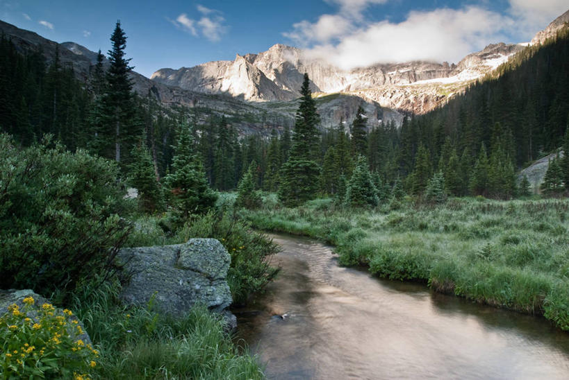 无人,横图,室外,白天,美景,森林,山脉,景观,山顶,风景,小溪,自然,景色,摄影,宁静,自然风光,科罗拉多州,洛矶山脉,常绿树,彩图,落基山国家公园