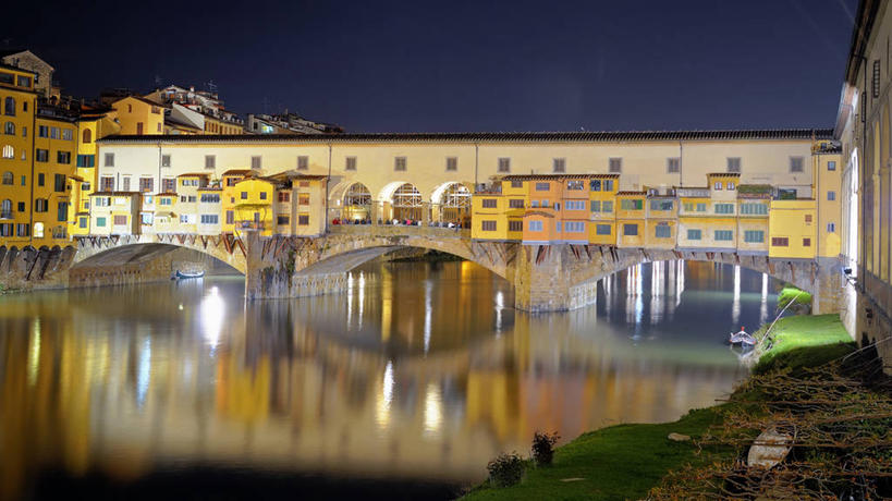 无人,横图,室外,夜晚,度假,美景,城市风光,城市,建筑,意大利,反射,景观,桥,娱乐,享受,休闲,景色,放松,摄影,宁静,照亮,意大利文化,托斯卡纳区,维基奥桥,亚诺河,彩图