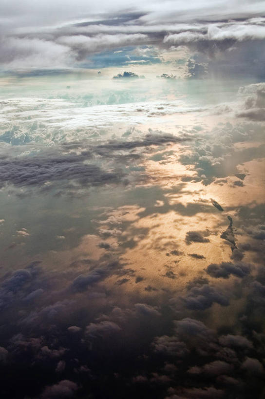 无人,竖图,俯视,航拍,室外,美景,印度尼西亚,反射,地形,景观,云,黎明,风景,自然,景色,摄影,鸟瞰,自然风光,苏门答腊岛,彩图,高角度拍摄,迈锡尼