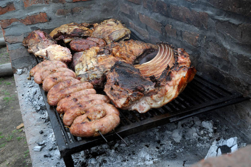 无人,横图,室外,白天,烹饪,烧烤,阿根廷,准备,肉,香肠,牛肉,料理,食品,烤牛肉,首都,热,菜肴,美食,肉类,饮食,食物,摄影,佳肴,煤,肉食,西班牙香肠,烤肉架,布宜诺斯艾利斯,彩图