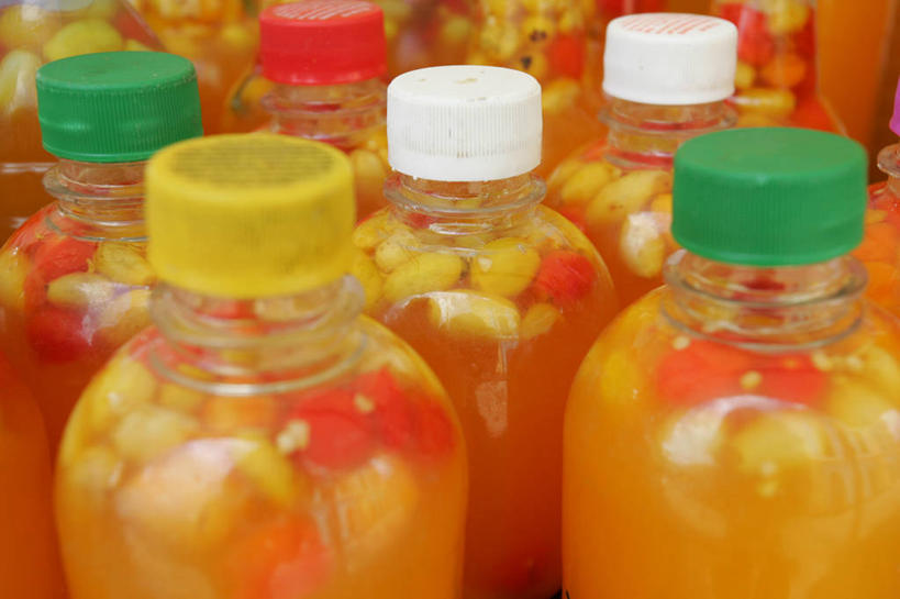 无人,横图,室外,特写,白天,消费,蔬菜,巴西,新鲜,食品,市场,饮食,食物,瓶子,南美,零售,颜色,摄影,有机食品,绿色食品,健康食物,巴伊亚州,彩图