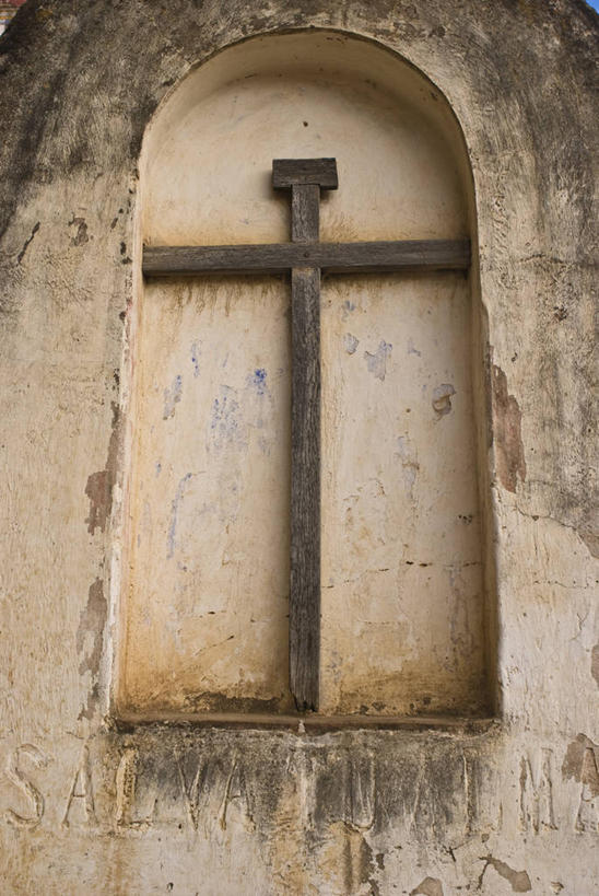 无人,博物馆,教堂,竖图,室外,特写,白天,墨西哥,节日,木制,十字架,拱门,古典,历史,文化,祈祷,健康,许愿,愤怒,摄影,宗教,信仰,古董,纪念,祈求,基督教,天主教,宗教用品,巴洛克风格,灵性,圣马特奥县,平安,彩图,传统文化,过去