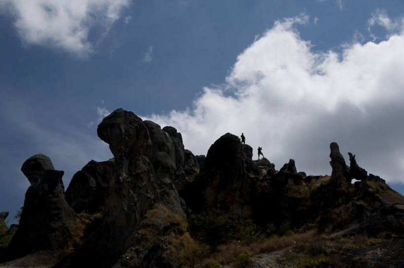 两个人,横图,室外,白天,旅游,度假,巴西,朦胧,模糊,地形,云,娱乐,风景,享受,休闲,南美,放松,摄影,生态,南美洲,拉丁美洲,岩层,美洲,剪影,巴西联邦共和国,亚美利加洲,南亚美利加洲,塞阿拉,塞阿拉州,塞阿腊,岩石,彩图