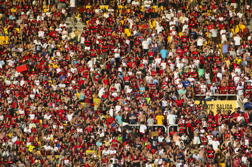 横图,俯视,室外,白天,运动,巴西,欢呼,许多人,休闲装,一群人,摄影,里约热内卢,马拉卡纳体育场,团结,足球运动,彩图,高角度拍摄