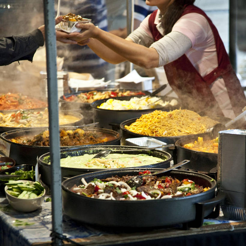 成年人,手,两个人,站,方图,室外,白天,烹饪,商务,厨具,金属制品,英国,一排,小贩,整齐,金属,炒锅,锅子,围裙,食品,首都,拿着,休闲装,货摊,锅,饮食,顾客,排列,零售,服务,人体,摄影,多样,锅具,部分,队列,清新,选择,贩卖,烹饪用具,快餐车,女人,烹调用具,烹调,彩图