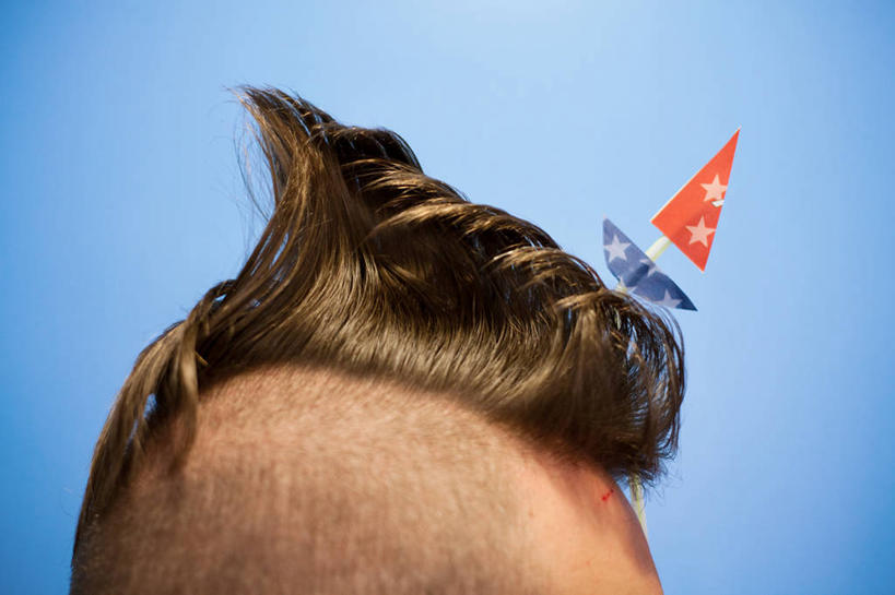 帆船,成年人,头,一个人,横图,室外,白天,时尚,船,美国,仅一个男性,顶部,交通工具,人体,摄影,部分,创造力,载具,纸船,俄勒冈州,波特兰,头部,发型,彩图