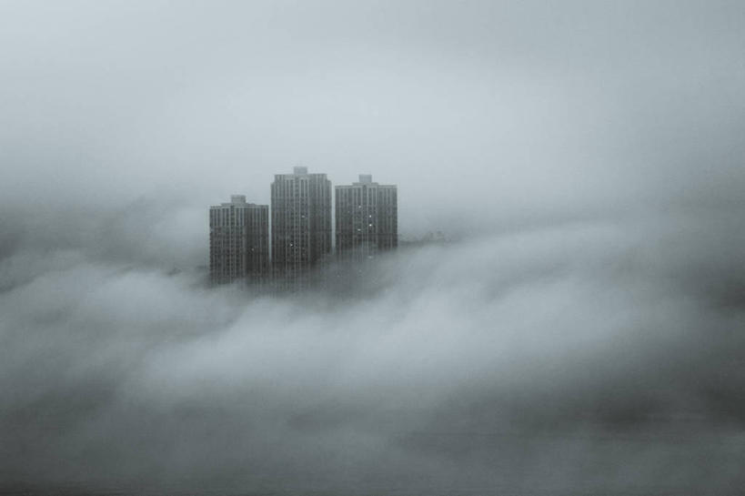 无人,横图,俯视,航拍,室外,白天,神秘,雾,城市,建筑,摩天大楼,香港,覆盖,云,天气,摄影,环境,鸟瞰,冷凝,彩图,高角度拍摄