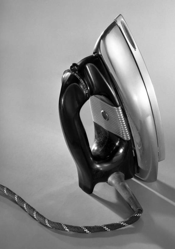 无人,竖图,黑白,白色背景,一个,摄影,单个,影棚拍摄,电力电缆,家务劳动