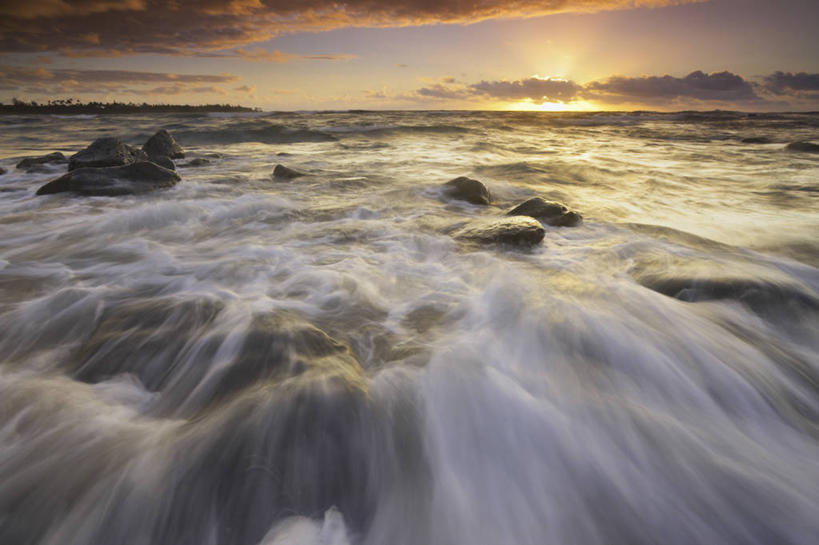 无人,横图,室外,日出,海浪,海洋,水,美国,岛,水平线,云,风景,天空,自然,波浪,摄影,宁静,太平洋,北美,热带气候,早晨,海景,考艾岛,夏威夷群岛,太平洋岛屿,海滩,岩石,彩图