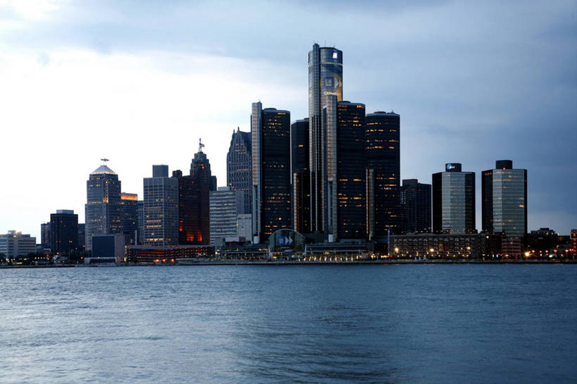 无人,公园,码头,横图,室外,天际线,城市,港口,建筑,摩天大楼,美国,地平线,辽阔,地面,黄昏,广阔,摄影,宁静,一望无际,照亮,北美,北美洲,延伸,美洲,天地相交,北亚美利加洲,亚美利加洲,密歇根,密歇根州,貂熊州,狼獾之州,狼獾州,底特律,无边无际,一马平川,彩图,摆渡口,埠头,渡口,渡头,港湾,海港,货运码头,口岸,商港,美利坚合众国,底特律文艺复兴中心,底特律河