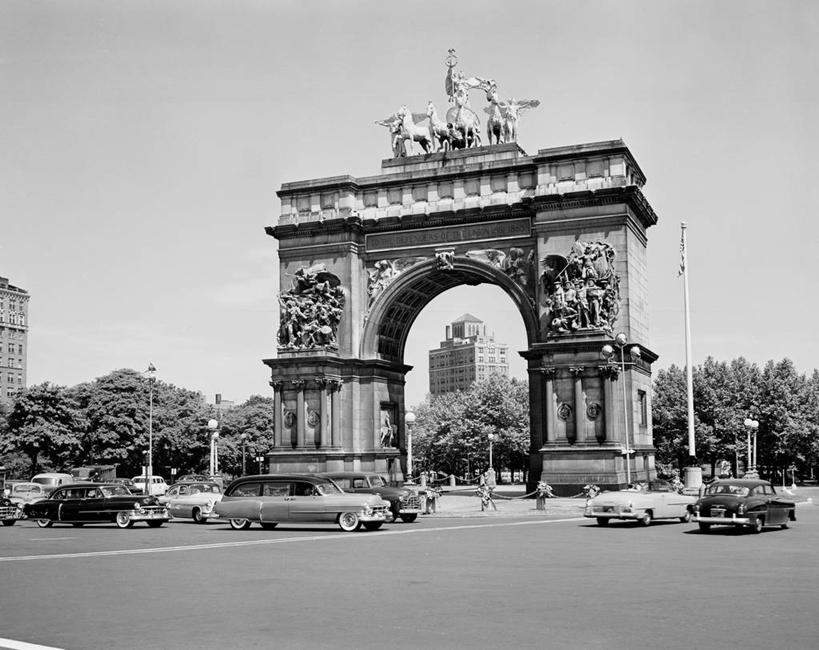 无人,公园,横图,黑白,室外,白天,城市,道路,建筑,街道,路,公路,汽车,雕塑,纽约,美国,雕像,拱门,交通,古典,历史,树,运输,摄影,纽约州,美术工艺,马路,59街