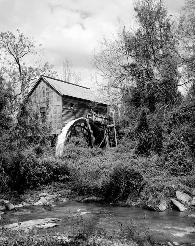 无人,竖图,黑白,室外,白天,运动模糊,仰视,美景,建筑,美国,景观,流水,水车,树,小溪,自然,景色,摄影,灌木,自然风光,低角度拍摄