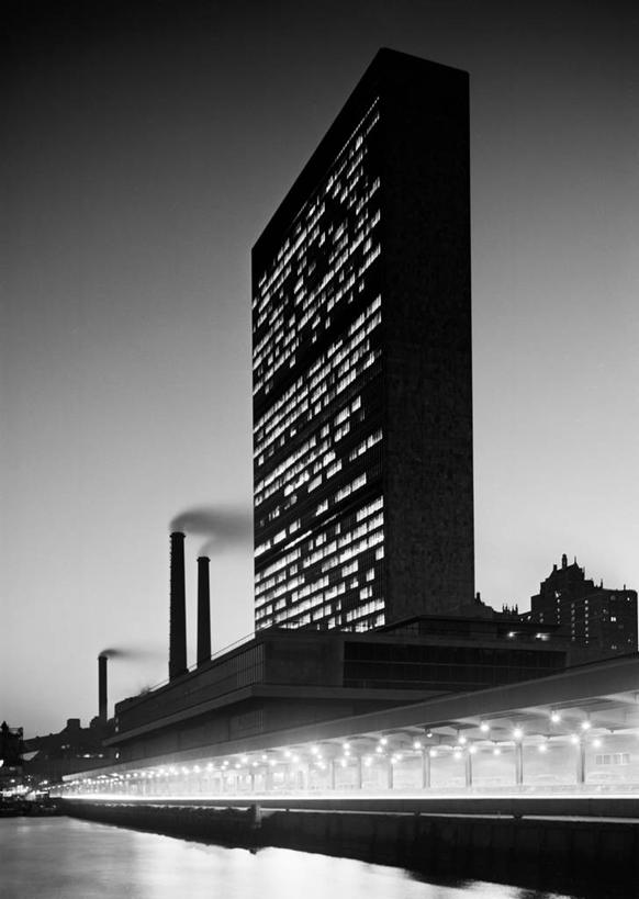 无人,竖图,黑白,室外,夜晚,建筑,纽约,美国,联合国,宏伟,历史,办公大楼,摄影,照亮,政治