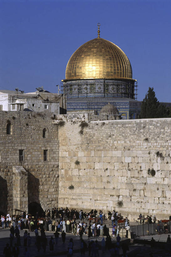 竖图,室外,白天,城市,建筑,土耳其,以色列,亚洲,光线,古城,光芒,首都,许多人,石墙,地标建筑,祈祷,一群人,摄影,伊斯兰教,圆顶建筑,宗教建筑,清真寺,西亚,哭墙,中东文化,伊斯坦布尔,忠诚,万里无云,蓝色清真寺,素檀何密清真寺,耶路撒冷,苏丹艾哈迈德清真寺,彩图,朝拜者,土耳其共和国,君士坦丁堡,苏丹清真寺