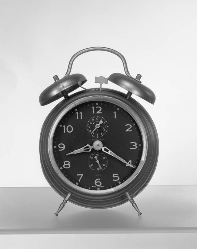 无人,竖图,黑白,白色背景,正面,闹钟,美国,时间,数字,古典,一个,摄影,单个,简单,早晨,机敏,影棚拍摄