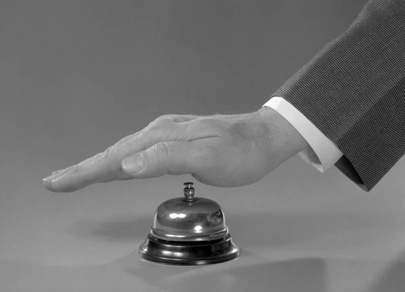 成年人,中年人,手,一个人,推,横图,黑白,特写,美国,仅一个男性,仅一个人,仅一个中年男性,顾客,一个,人体,摄影,单个,部分,噪声,服务铃,男人,男性,中年男性,影棚拍摄