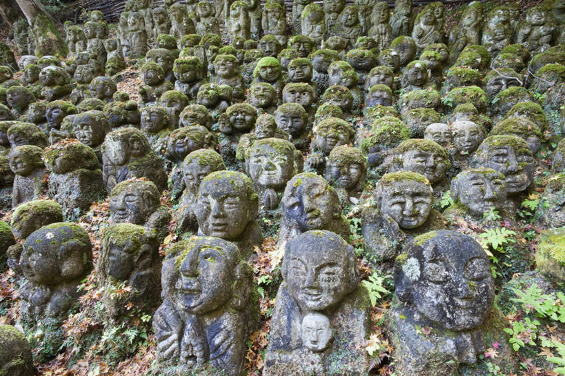 无人,横图,室外,白天,植物,叶子,雕塑,日本,亚洲,艺术,标志,雕像,符号,苔藓,标识,摄影,佛教,京都府,创造力,手艺,东亚,本州,本州岛,日本国,近畿地方,近畿,性别符号,美术工艺,岚山,彩图,男性符号,拟人