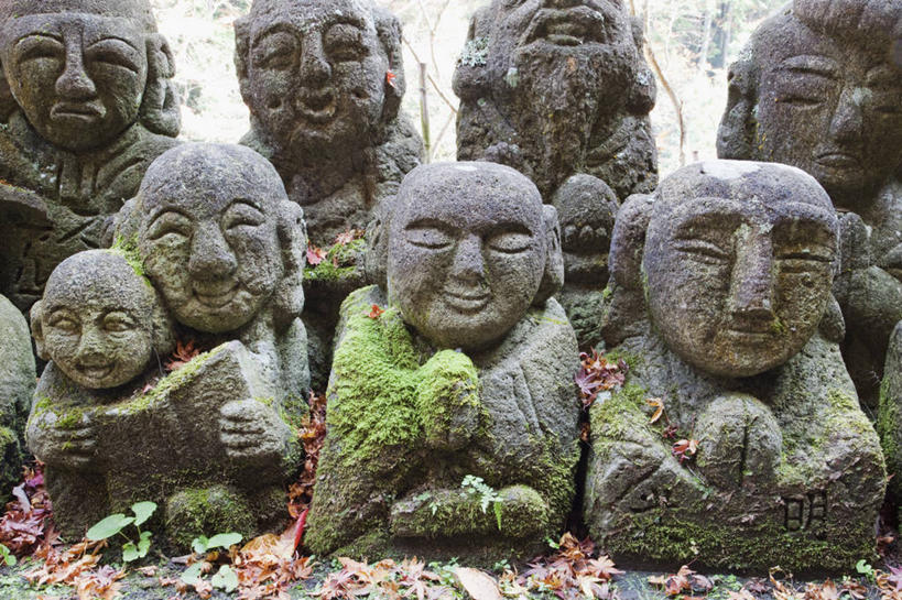 无人,横图,室外,白天,叶子,雕塑,日本,亚洲,艺术,标志,雕像,符号,苔藓,标识,摄影,佛教,京都府,创造力,手艺,东亚,本州,本州岛,日本国,近畿地方,近畿,性别符号,美术工艺,岚山,彩图,男性符号,拟人