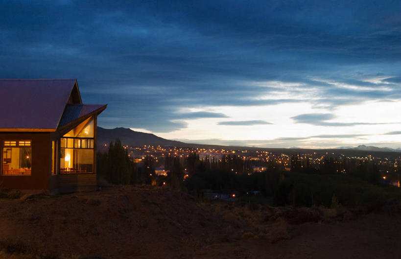 无人,横图,室外,旅游,度假,美景,日落,山,建筑,酒店,阿根廷,地平线,景观,云,城镇,娱乐,风景,天空,自然,享受,休闲,景色,放松,寒冷,探索,摄影,宁静,照亮,自然风光,剪影,逆光,冒险,彩图,旅行,阿根廷湖