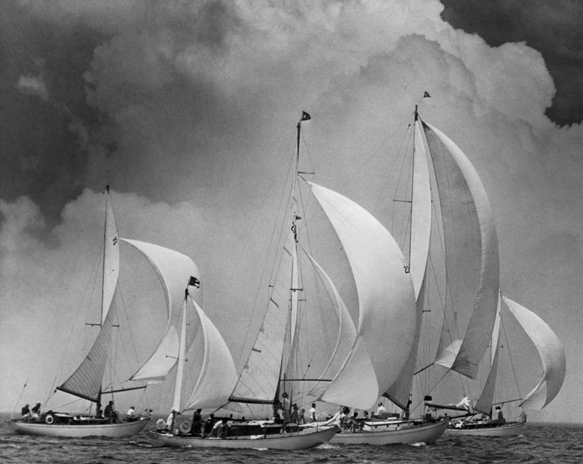 帆船,横图,黑白,室外,白天,锻炼,快乐,比赛,运动,竞争,海洋,水,船,朦胧,模糊,云,竞技运动,许多人,娱乐,天空,交通工具,波浪,一群人,休闲,帆,摄影,航海,体育运动,载具,帆樯,桅竿,体育,休闲活动,健身,帆柱