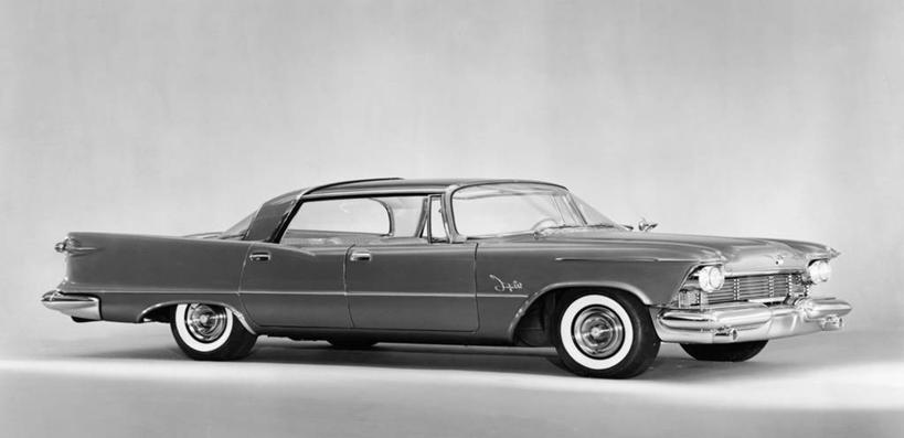 无人,横图,全景,黑白,室内,汽车,古典,车,交通工具,轿车,运输,摄影,停止,载具,老爷车,暂停,停滞,克莱斯勒汽车