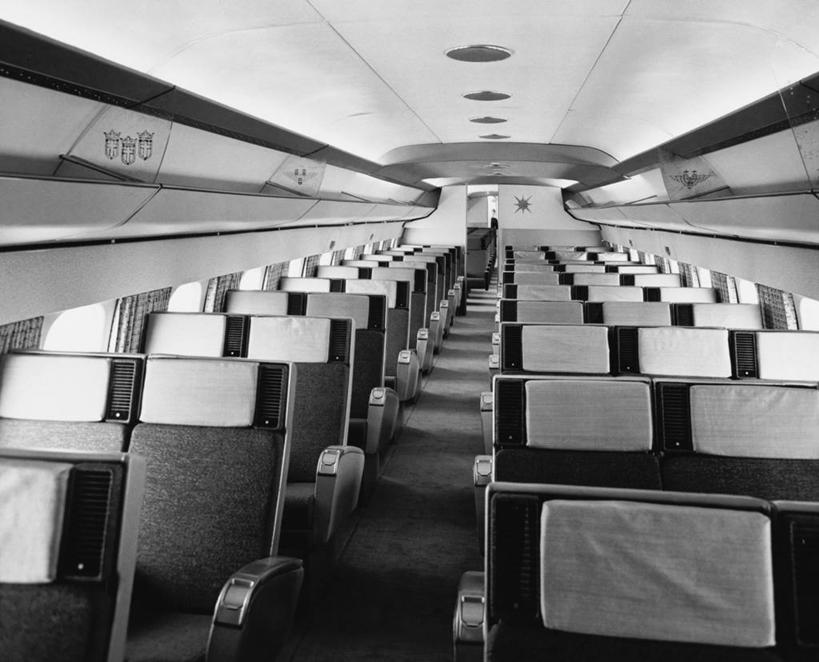 无人,横图,黑白,室内,室外,白天,飞机,椅子,扶手,交通,航空,交通工具,机舱,运输,摄影,飞行器,客机,载具,客舱,车座,旅行,商务机