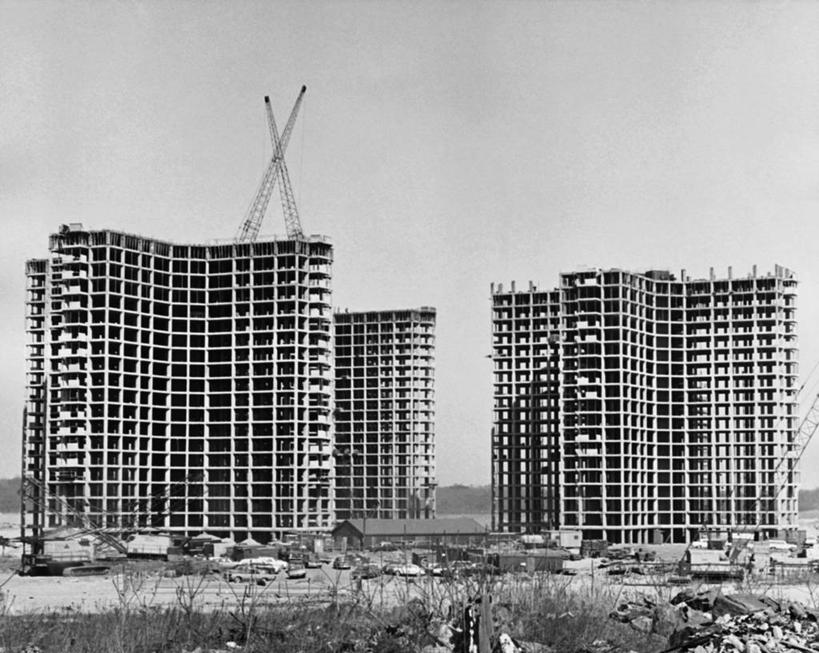 无人,横图,黑白,室外,白天,建筑业,技术,城市,建筑,纽约,美国,设备,施工,天空,建筑工地,交通工具,机械,摄影,工程,北美,载具,发展,纽约州,工作车,施工车,布朗克斯