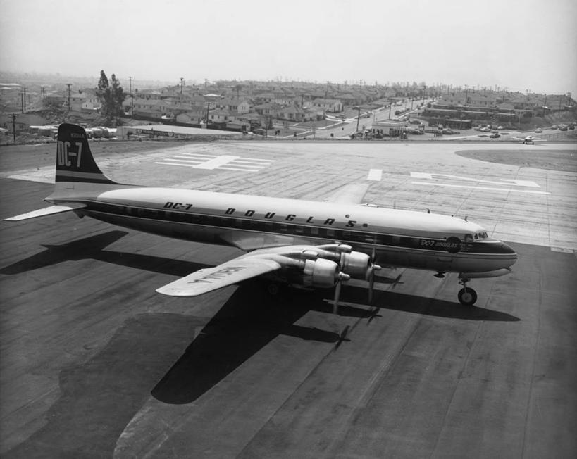 无人,横图,黑白,室外,白天,陆地,运输,摄影,飞行器