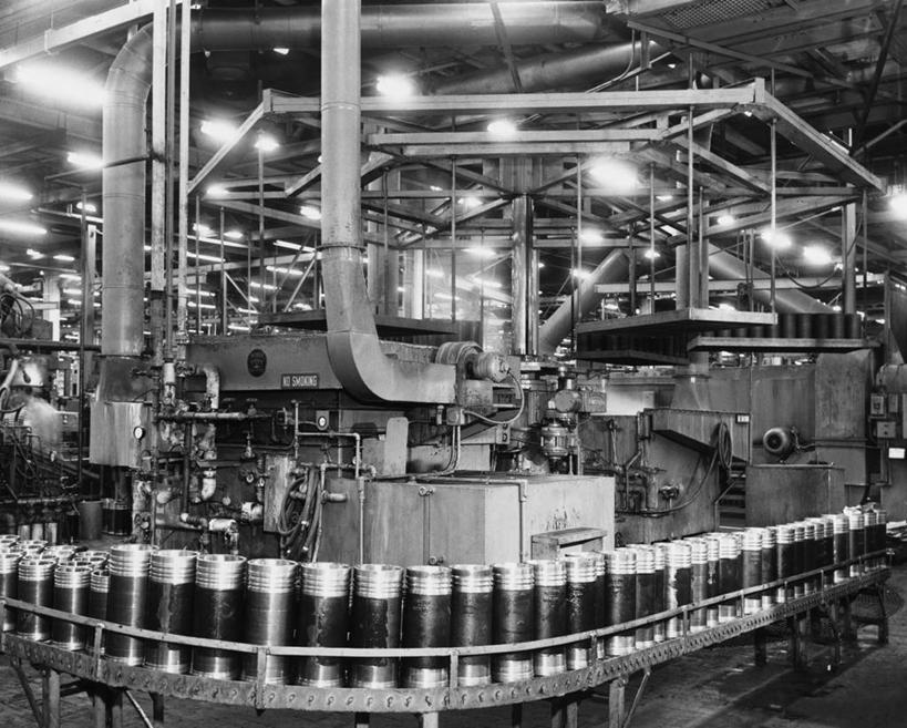 无人,工厂,横图,黑白,室内,生产线,技术,金属,发动机,工业,摄影,电灯,能源,制造,圆柱体,拖拉机