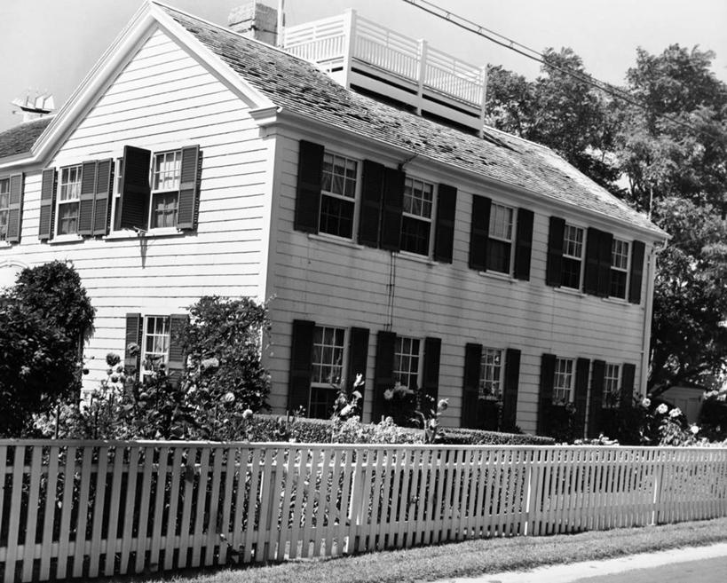 无人,横图,黑白,室外,白天,建筑,美国,房屋,篱笆,树,摄影,北美,住房,北美洲,美洲,马萨诸塞州,麻州,麻省,马萨诸塞,麻塞诸塞,老殖民地,海湾之州,北亚美利加洲,亚美利加洲,马撒葡萄园岛,马萨葡萄园岛,玛莎葡萄园岛,美利坚合众国,过去