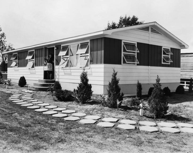 无人,横图,黑白,室外,白天,草坪,建筑,房屋,草,天空,摄影,住房,垫脚石,门廊