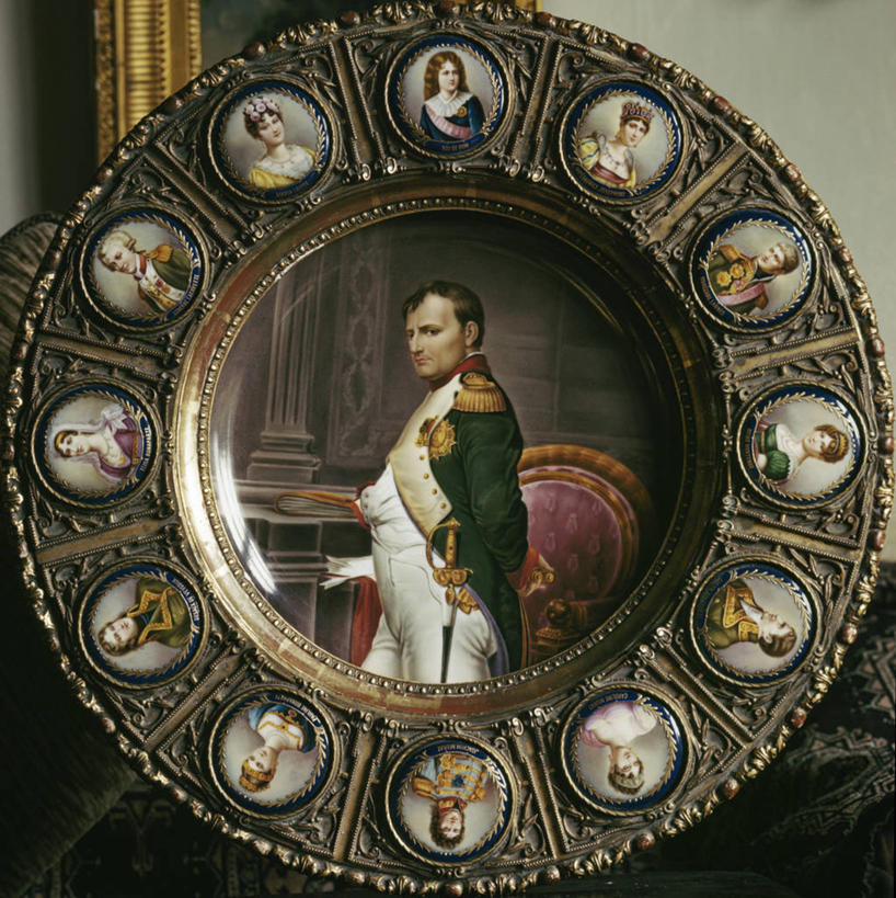 无人,竖图,方图,室内,特写,标志,符号,历史,标识,一个,盘子,摄影,单个,皇帝,权威,性别符号,美术工艺,彩图,男性符号