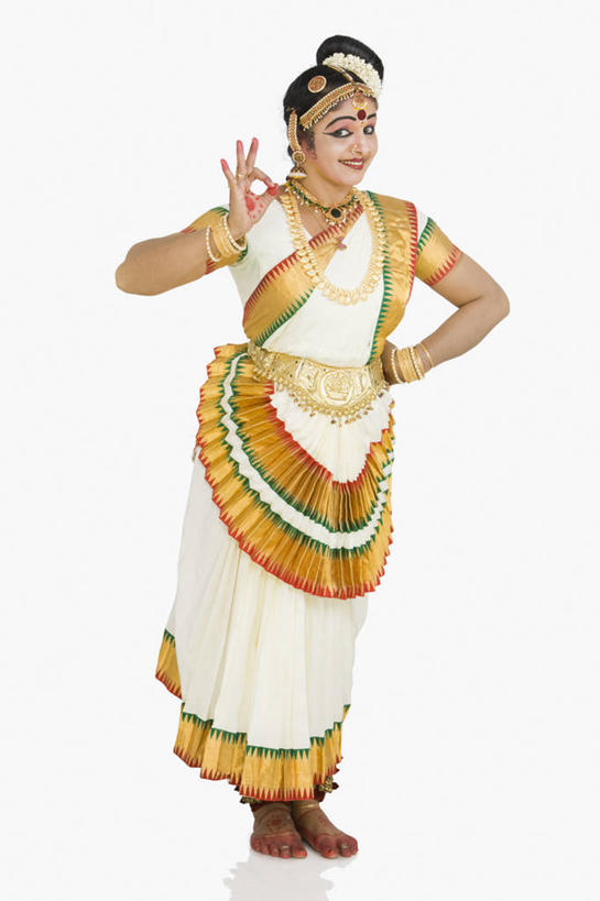 成年人,中年人,老年人,一个人,站,微笑,竖图,白色背景,正面,印度,仅一个女性,仅一个人,神话,扭曲,白色,叉腰,手势,仅一个中年女性,摄影,手印,肖像,掌印,印度文化,喀拉拉邦,印度教,女人,女性,中年女性,印度人,舞者,彩图,影棚拍摄,传统服装,打手势,传统文化