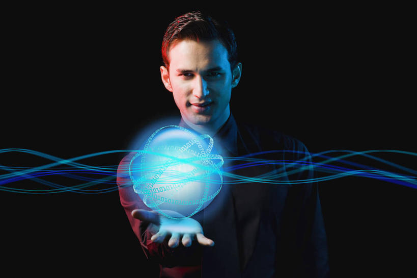 成年人,一个人,站,微笑,横图,正面,技术,数码,科技,仅一个男性,仅一个人,阴影,黑色背景,网络,半空,高光,几何,计算机图形,合成,拿着,球,仅一个年轻男性,蓝色,摄影,照亮,电脑合成图,数码合成图,合成图,肖像,想象,想法,男人,男性,年轻男性,印度人,年轻人,彩图,影棚拍摄,全息图