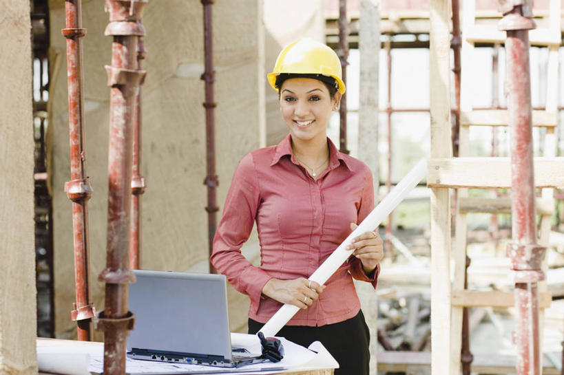 成年人,一个人,商务人士,建筑师,商务女性,站,微笑,横图,室外,白天,正面,衬衫,商务,快乐,通讯,信心,建筑业,笔记本电脑,技术,建筑,印度,仅一个年轻女性,仅一个女性,仅一个人,套装,服装,头饰,拿着,衣服,安全帽,建筑工地,职业,卷起,摄影,服饰,衣着,企业,公司,穿着,肖像,商务装,蓝图,工薪阶层,计划书,衣饰,无线电技术,哈里亚纳邦,年轻女性,女人,女性,印度人,年轻人,白领,上班族,半身,彩图,美人,工头