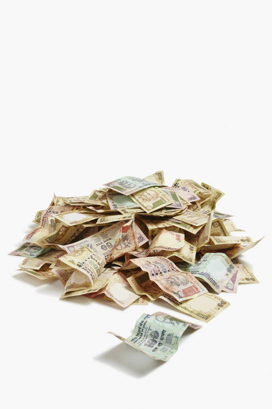 无人,竖图,白色背景,钱,许多,丰富,钱币,很多,夸张,财富,钞票,金融,纸币,摄影,经济,堆,卢比,简单,流通,纸钞,贸易,印尼货币,想法,货币,现金,彩图,影棚拍摄,印度尼西亚盾,印尼盾