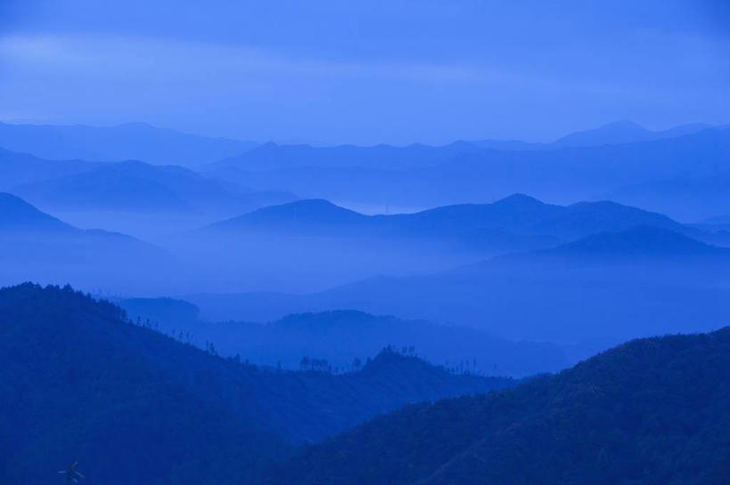 无人,横图,俯视,室外,白天,旅游,度假,日出,美景,山,山脉,太阳,雾,韩国,亚洲,朦胧,模糊,景观,山峰,朝霞,晨曦,黎明,山峦,背光,娱乐,阳光,自然,群山,享受,休闲,景色,放松,迷雾,自然风光,逆光,东亚,大韩民国,全罗北道,朝阳,大雾,彩图,高角度拍摄,卯时,破晓,日始,道
