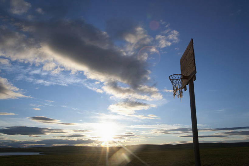 无人,横图,室外,白天,仰视,日落,篮球框,晚霞,霞光,落日,背光,一个,黄昏,篮球网,彩霞,单个,逆光,篮球板,夕照,薄暮,夕阳,彩图,低角度拍摄,傍晚,斜阳