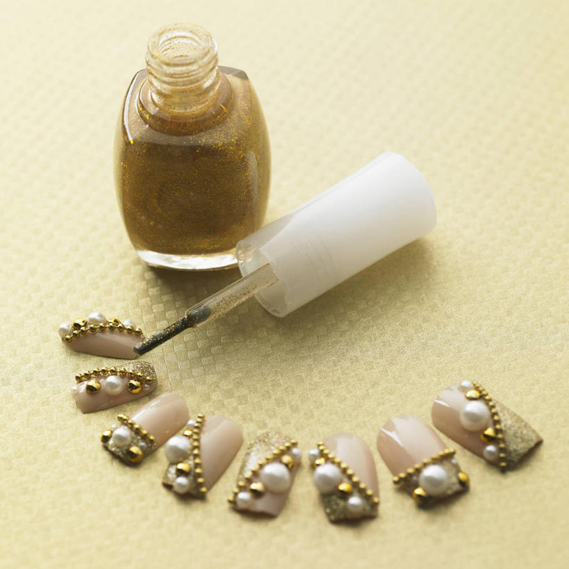 无人,方图,俯视,室内,特写,白天,静物,许多,阴影,装饰,环绕,围绕,反射,罐子,影子,很多,指甲油,环抱,玻璃制品,一个,玻璃瓶,化妆刷,瓶子,刷子,美甲,摄影,影棚,褐色背景,单个,华丽,修饰,点缀,美容工具,指甲刷,化妆工具,假指甲,衬托,美观,雅致,雅观,萦绕,彩图,高角度拍摄,影棚拍摄,拍摄,贴片指甲,贴片甲,水晶甲