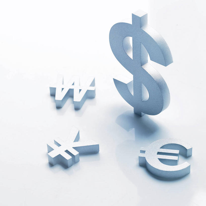 无人,竖图,俯视,室内,特写,白天,白色背景,静物,阴影,反射,标志,文字,影子,标识,四个,摄影,影棚,美元符号,彩图,高角度拍摄,影棚拍摄,拍摄,欧元符号,韩币符号,人民币符号