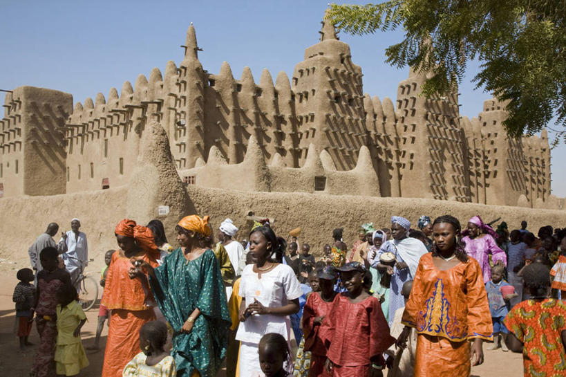 儿童,成年人,人群,横图,彩色,建筑,日光,非洲,马里,衣服,地标建筑,社区,个性,摄影,宗教,五颜六色,色彩斑斓,泥,伊斯兰教,宗教建筑,清真寺,游行,五彩缤纷,群众,大清真寺,五彩斑斓,西非,五光十色,男人,女人,彩图,联合国教科文组织