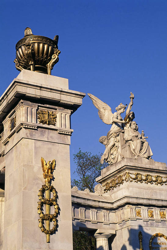 无人,竖图,城市,建筑,雕塑,墨西哥,雕像,首都,历史,摄影,主席,纪念,留念,领导,中美洲,总统,拉丁美洲,政府,怀念,政治,墨西哥城,政治家,首脑,英雄,彩图,贝尼托.华雷斯,胡亚雷斯