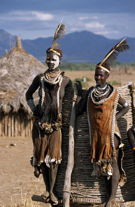 成年人,横图,室外,非洲,埃塞俄比亚,装饰,摄影,男人,发型,舞者,彩图,舞蹈